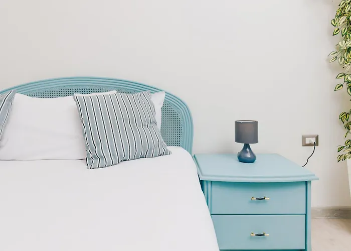 The Suites By Elegant Hospitality - Near Auc